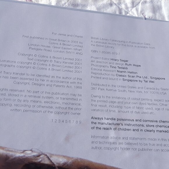 The Fabric & Yarn Dyers Handbook - Picture 6 of 13